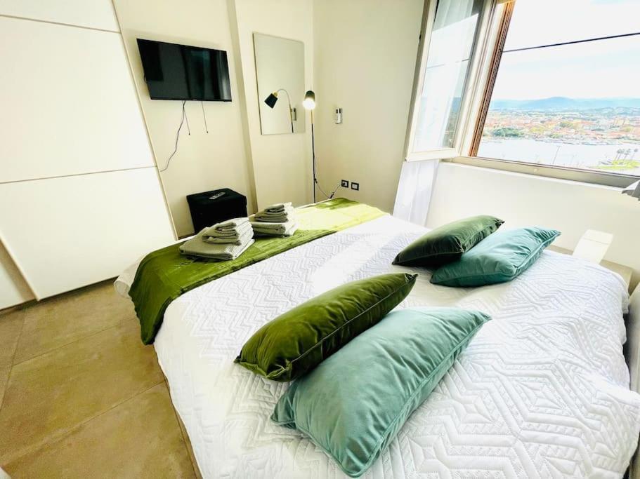 Smeralda Sea View - Luxury Apartment *